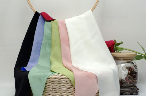 009 48% Rose Fiber 52% Filament 119g/m² - Delicate Jacquard Weave - Sophisticated Summer Fabric #D18006