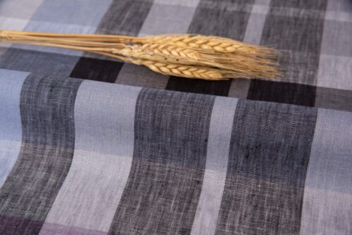 1253 (2) Eco-Friendly 100% Linen Fabric for Spring & Summer – 135cm Width, 114g Weight, Sustainable & Breathable #1253