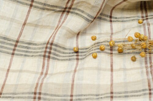 1275 (12) Yarn-Dyed 100% Linen Fabric with Retro Vibes – 135cm Width, 118g Weight, Perfect for Spring & Summer Fashion #1275