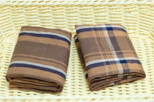 1284 (9) Yarn-Dyed Check 100% Linen Fabric with British Charm – 137cm Width, 121g Weight, Perfect for Spring & Summer #1284