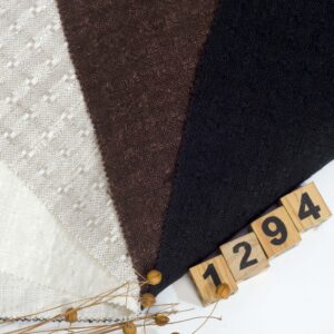 1294 主图 Yarn-Dyed Jacquard Linen Fabric for Autumn & Winter – 132cm Width, 256g Weight, Structured & Stylish #1294