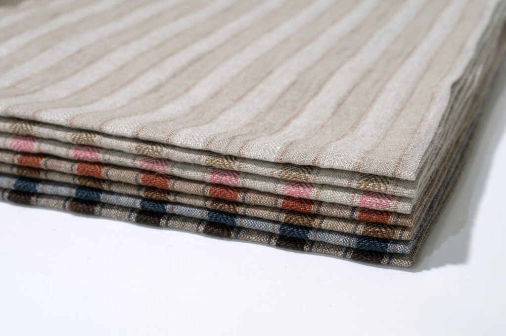 2026 S/S Trend Classic Lightweight 140g Linen Cloth | 100% Natural Fiber for Summer & Spring Apparel | Soft Striped Design#9610 2 微信图片 20250609174219 3